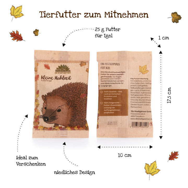 Zwei Tüten mit Igel-Futter namens „Kleine Mahlzeit“, herbstlich dekoriert mit Blättern, Abmessungen und Beschreibungen auf Deutsch.