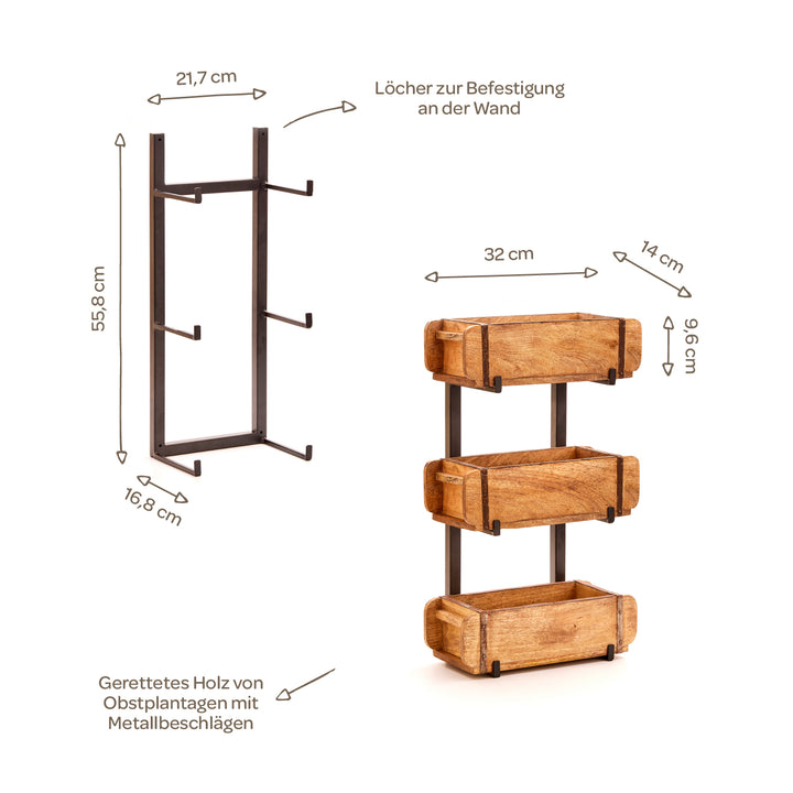 Wandregal aus Metall und gerettetem Holz mit drei Holzboxen, Maße und Details wie Wandbefestigung und Material in deutscher Sprache beschriftet.