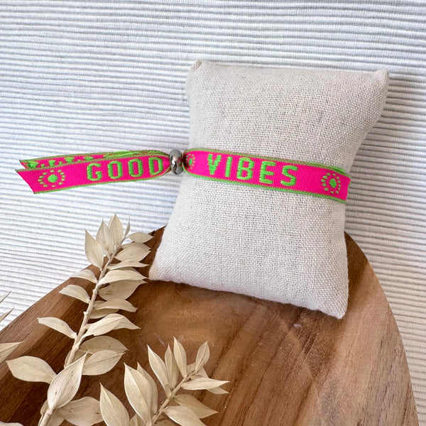 Stoffen armband Good Vibes