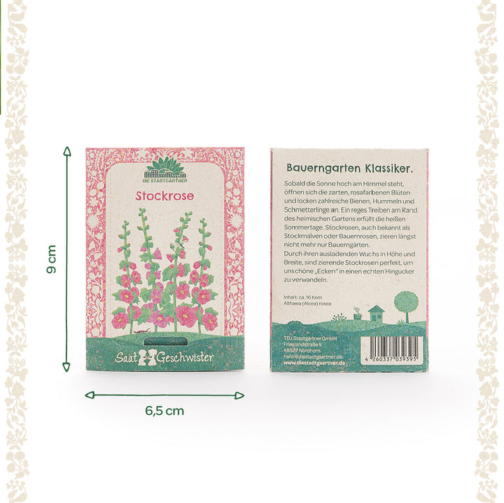 Zwei Samentütchen für Stockrosen von Saatgeschwister, eins mit Illustration der Blumen und eins mit Beschreibung auf Deutsch; Maße 9 cm hoch und 6,5 cm breit.